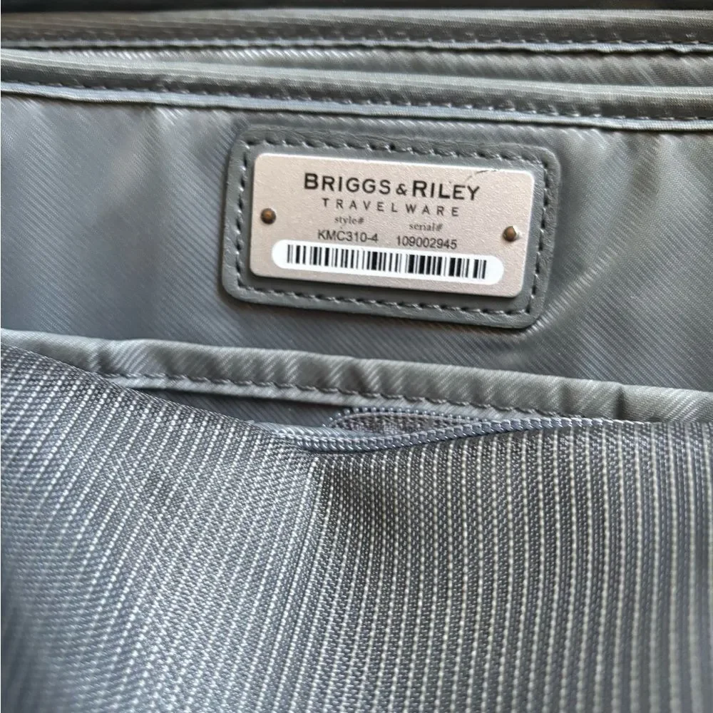 Briggs & Riley Laptop Briefcase Travelware Black Style KMC310-4 (17.5”x13.5”)